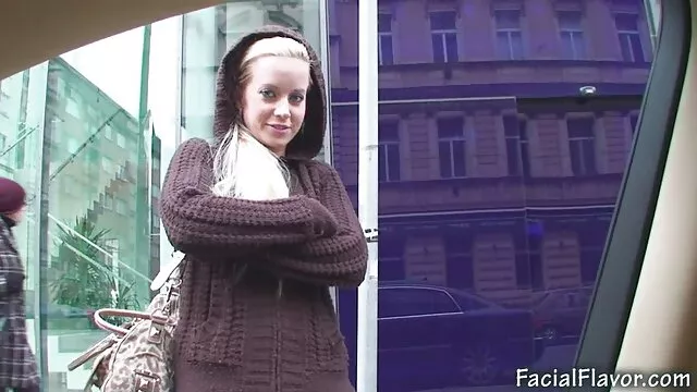 Porno Geen registratie  Beste volwassene in badpak wordt geneukt door een jonge tiroler sexfilmpjes man.