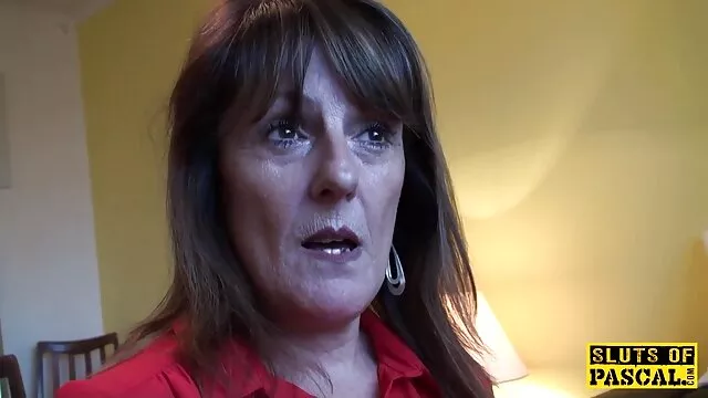 Porno Geen registratie  Naakte vrouwvriendelijke sex film jongen Masturbeert stijve en likt homo lul