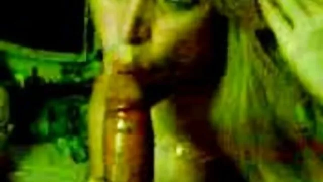 Porno Geen registratie  Na een fles wijn, geeft een grote Rus je het gereedschap om sexfilms dikke vrouwen te worden verpletterd in een stomende seks Orgie.
