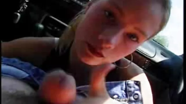 Porno Geen registratie  Oude baas fransesexfilms neukt jonge brunette op kantoor.