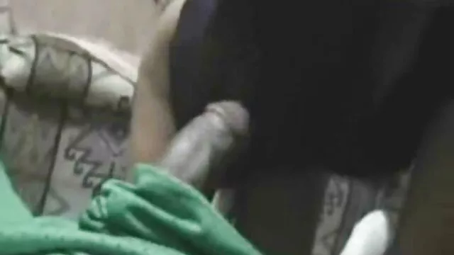 Porno Geen registratie  Het uiterlijk van herzog sexfilm rond en mooi.