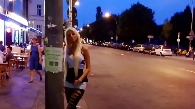 Porno Geen registratie  Neukt de stripper in spaanse sex films kousen.