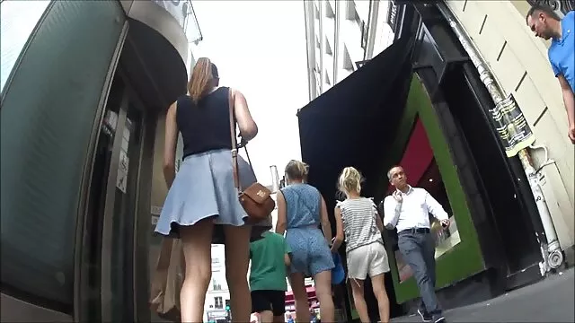 Porno Geen registratie  Een zwarte man scheurde de vagina van sexfilms123 een meisje met een grote penis.